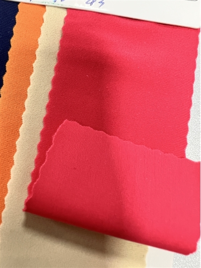 DG-BT recycled nylon matte Lycra Composition: 82% recycled nylon 18% spandex Weight: 180g/㎡ Width 150CM detail view-16